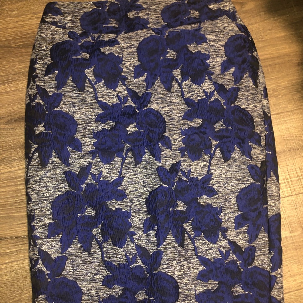 Gabrielle Union pencil skirt